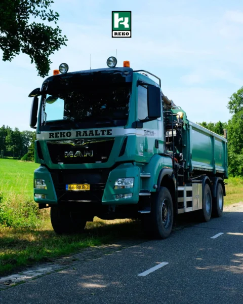 Herleggen bestaande grasbetonstenen Rietmolenweg